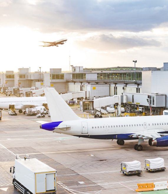 academy-photo-airport-parked-planes